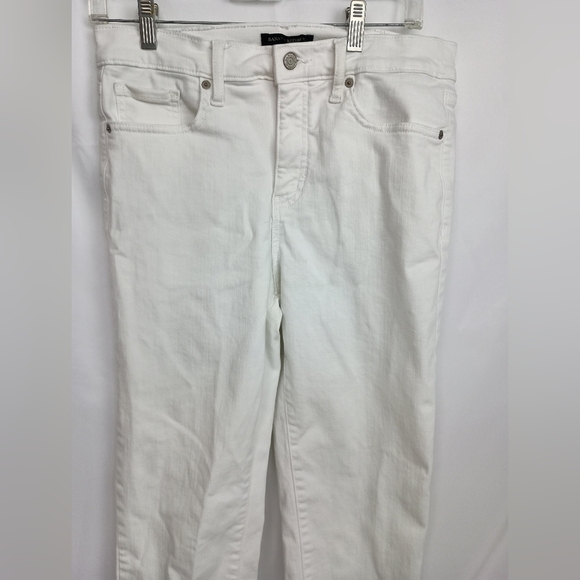 2/$30 Banana Republic Slim Butterly White Jeans-(#1,419) - Picture 1 of 8